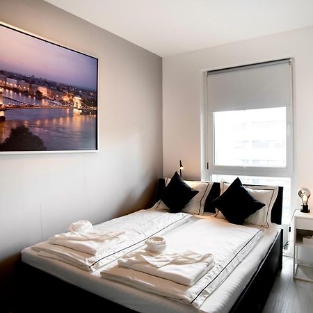 Suiteangel - Luxury Design Condo With Free Garage Budapest Kültér fotó