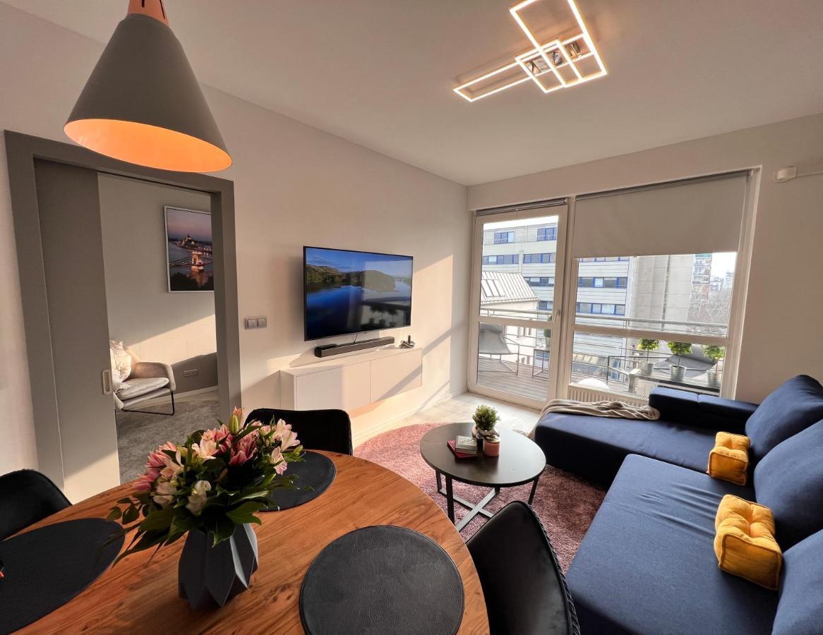 Suiteangel - Luxury Design Condo With Free Garage Budapest Kültér fotó