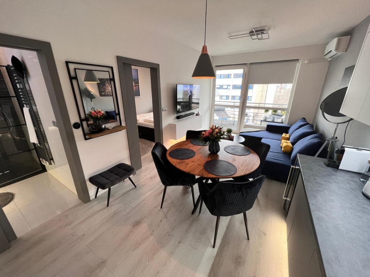 Suiteangel - Luxury Design Condo With Free Garage Budapest Kültér fotó