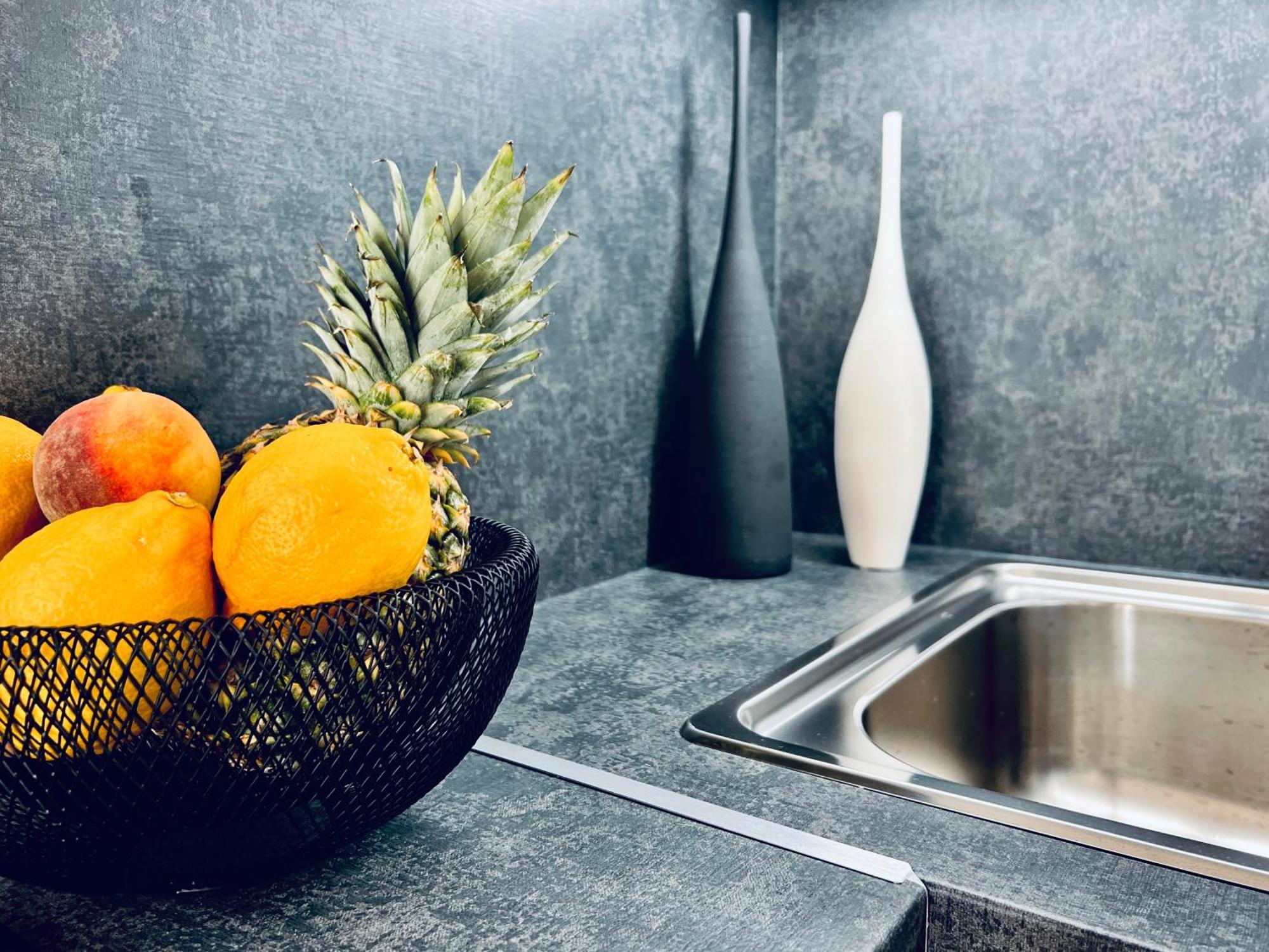 Suiteangel - Luxury Design Condo With Free Garage Budapest Kültér fotó